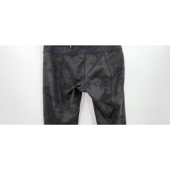 Lululemon Run Inspire Crop II Size 4 All Luxtreme Savasana Camo‎ Black Mesh - Picture 5 of 11